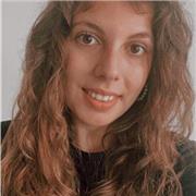 Profesora particular de inglés y francés con muchas ganas de enseñar los idiomas a través de métodos interactivos y divertidos